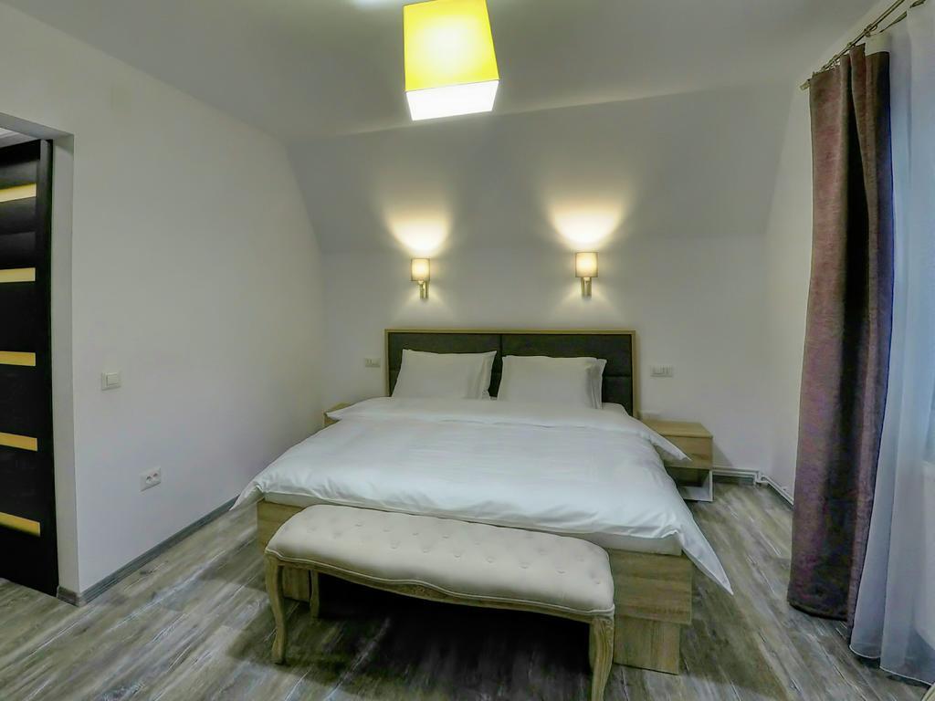 Pensiunea Mirage Tomesti  Dış mekan fotoğraf